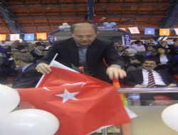 ‘Biz millete sevdalıyız'